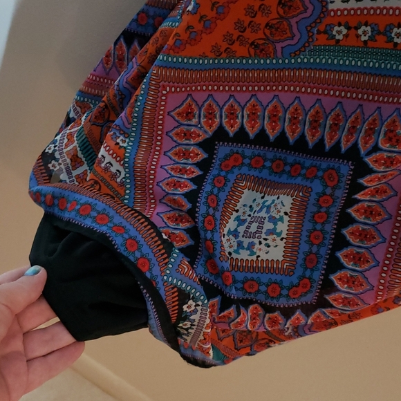 Breathless Printed Gigi Shift dress Junior size L - Picture 7 of 7